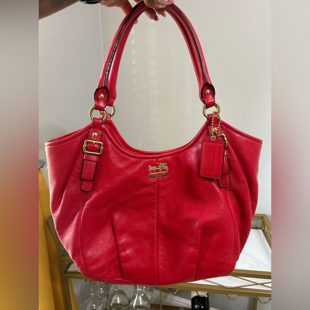 Coach Vibrant Red Leather Shoulder Bag Madison - Picture 4 of 5